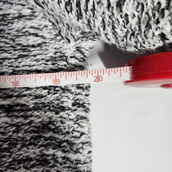 Mens JCrew Merchantile pullover, Size small - Picture 4 of 6